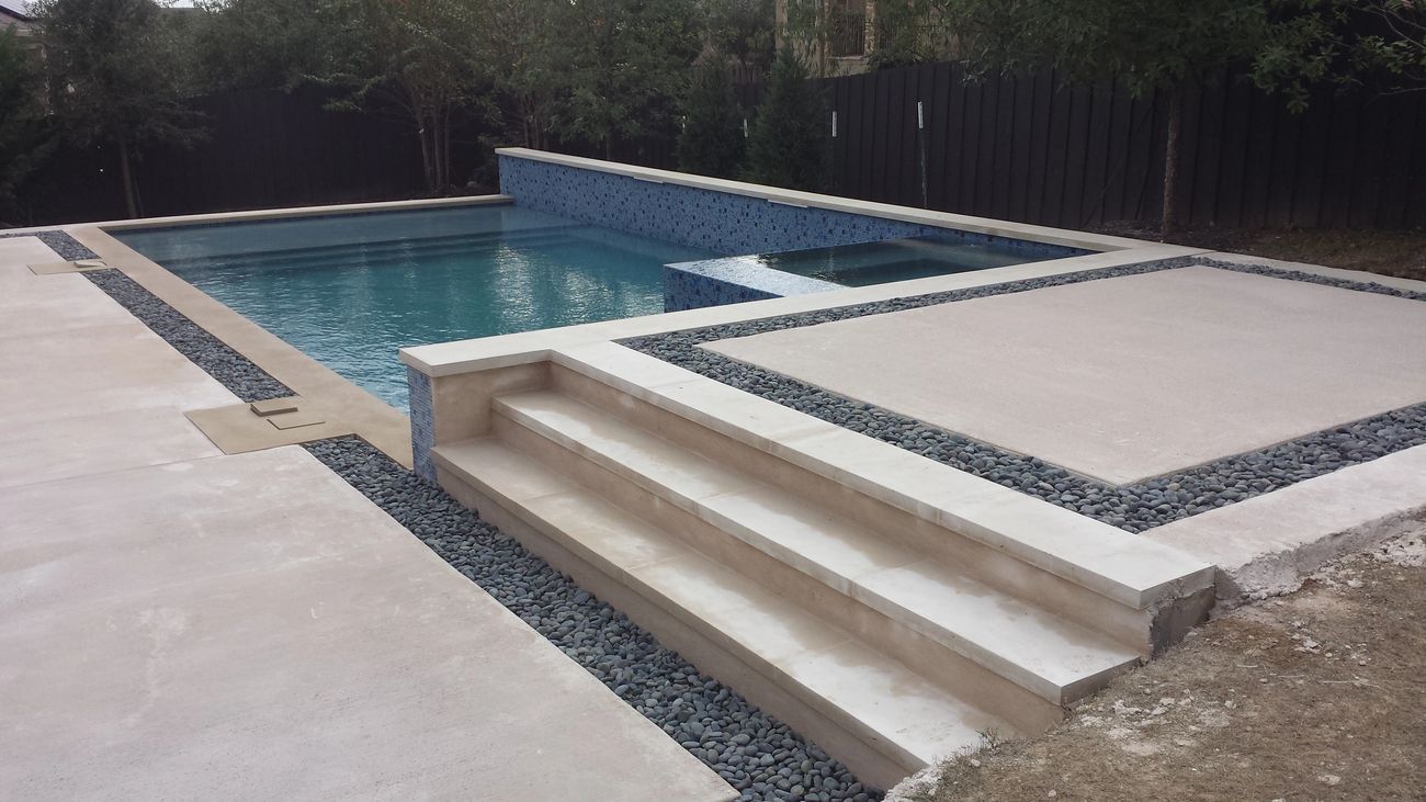 Swimming-Pool-Contractor--in-Round-Rock-Texas-swimming-pool-contractor-round-rock-texas.jpg-image